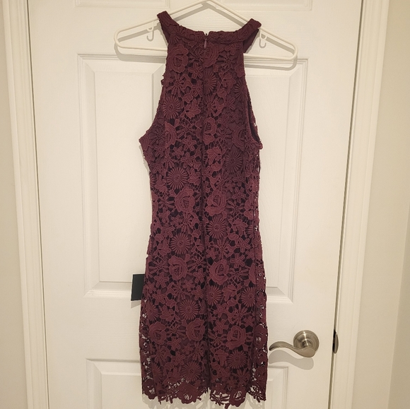 Lulus lace halter dress - Picture 3 of 4